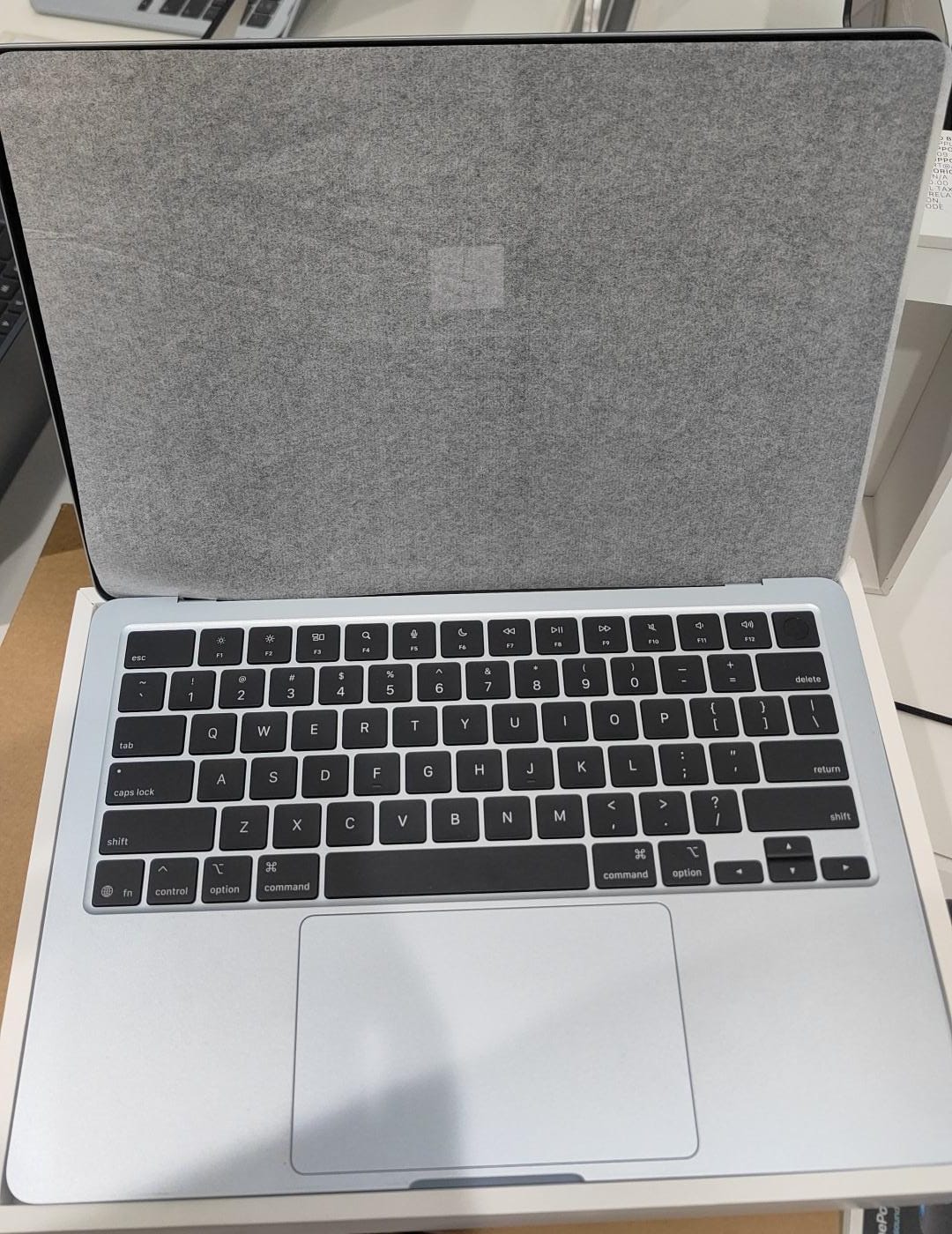 13-inch MacBook Air M4 (Demo)