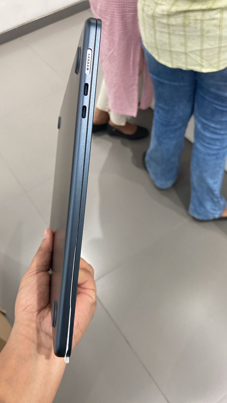 15-inch MacBook Air M4 (Demo)