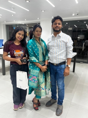happy customer reviews at iTech Store Apple Reseller in India