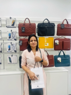happy customer reviews at iTech Store Apple Reseller in India