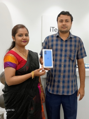 happy customer reviews at iTech Store Apple Reseller in India