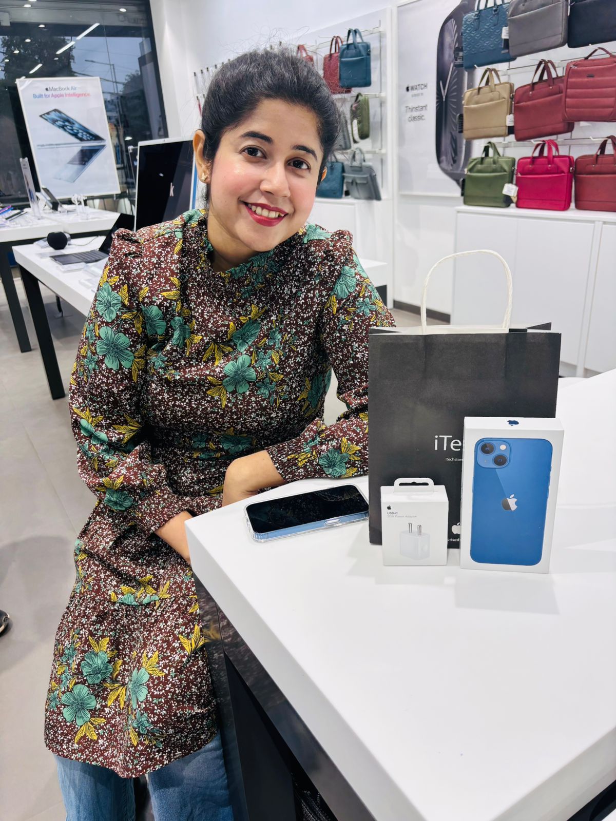 happy customer reviews at iTech Store Apple Reseller in India