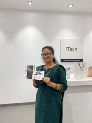 happy customer reviews at iTech Store Apple Reseller in India