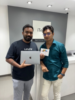 happy customer reviews at iTech Store Apple Reseller in India