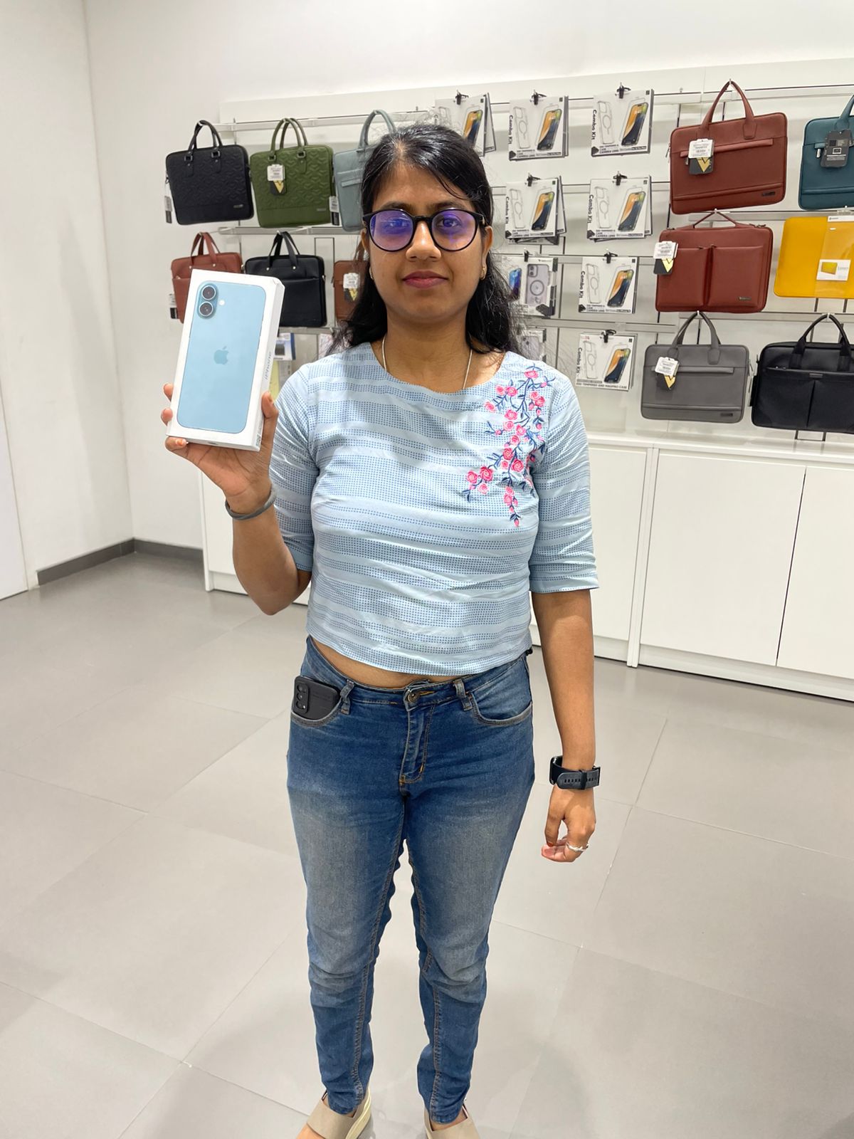 happy customer reviews at iTech Store Apple Reseller in India