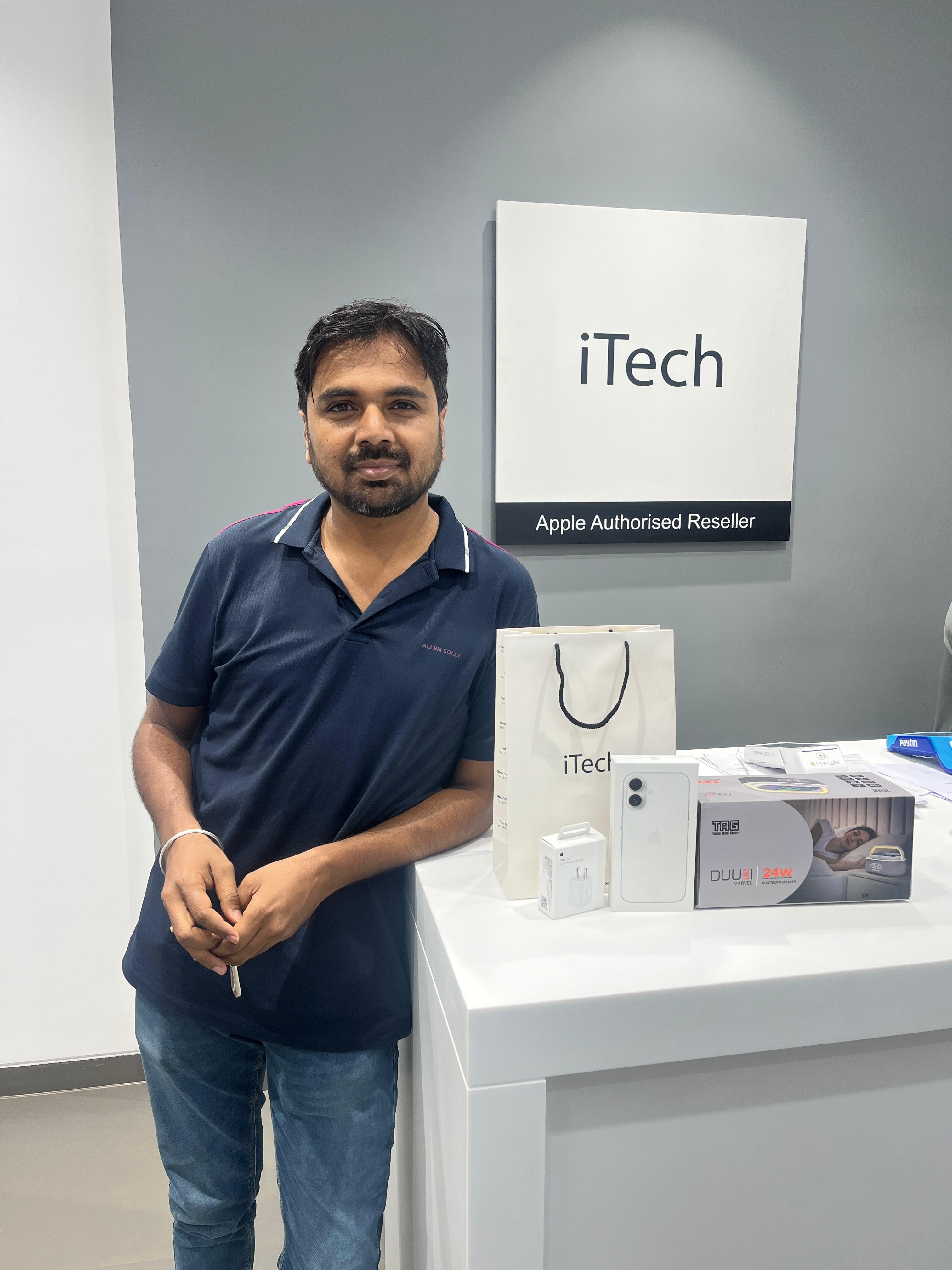 happy customer reviews at iTech Store Apple Reseller in India