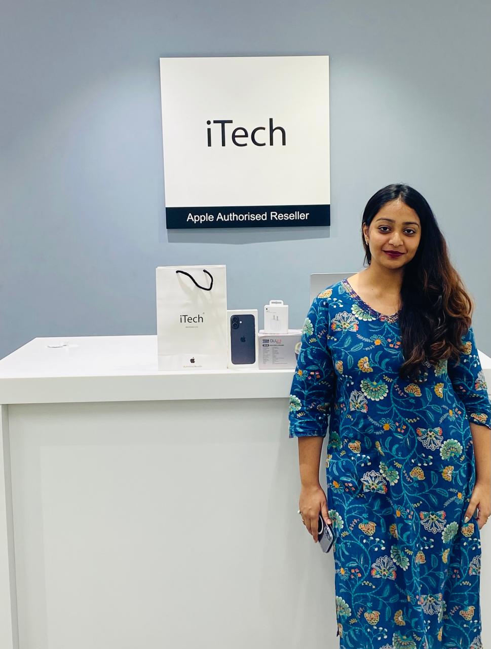happy customer reviews at iTech Store Apple Reseller in India