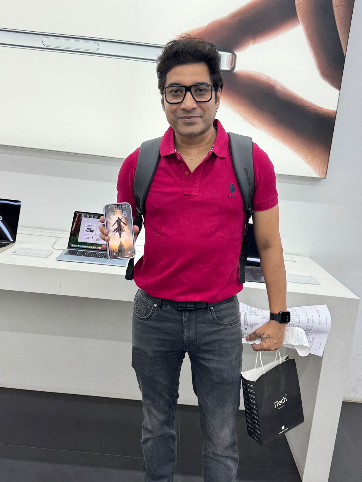 happy customer reviews at iTech Store Apple Reseller in India