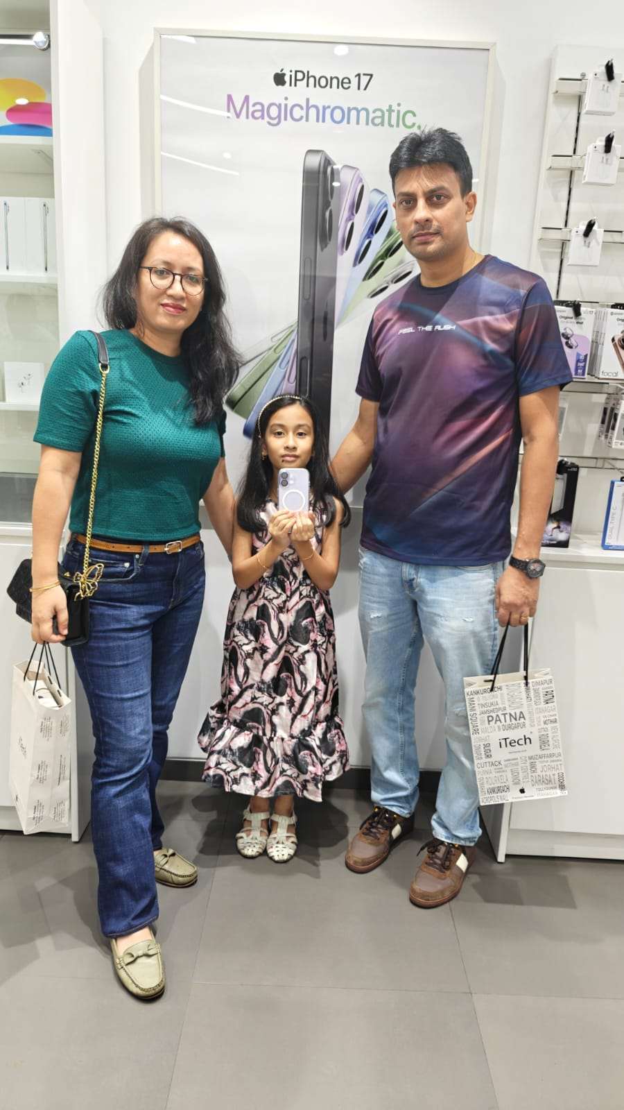 happy customer reviews at iTech Store Apple Reseller in India
