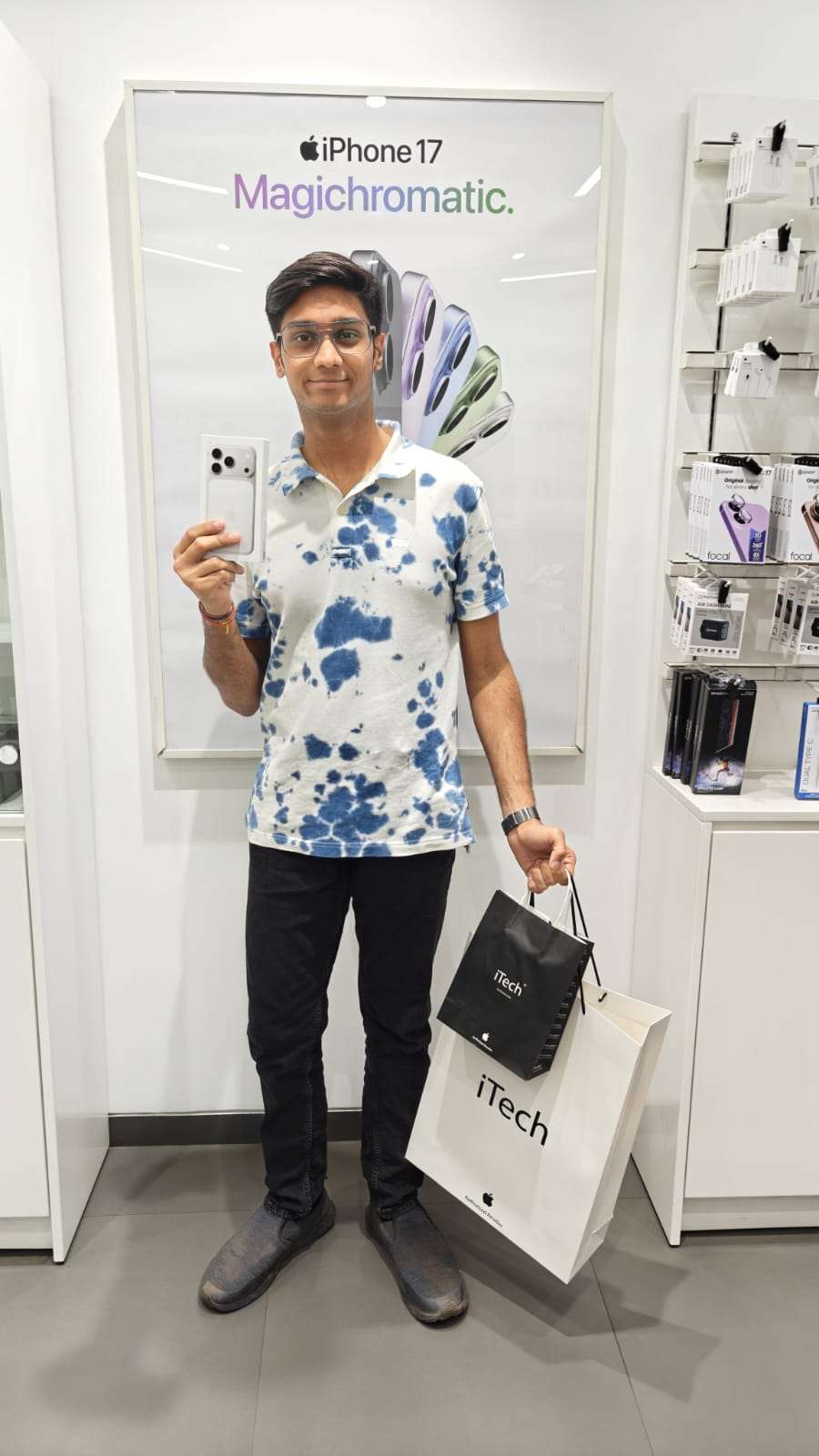 happy customer reviews at iTech Store Apple Reseller in India