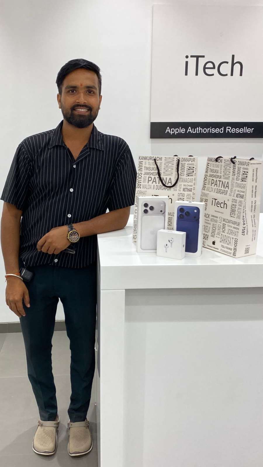 happy customer reviews at iTech Store Apple Reseller in India