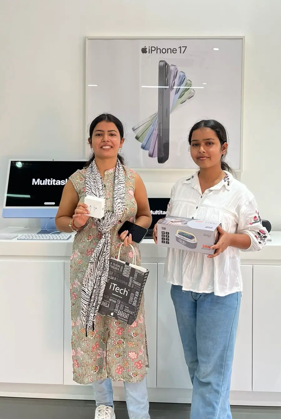 happy customer reviews at iTech Store Apple Reseller in India
