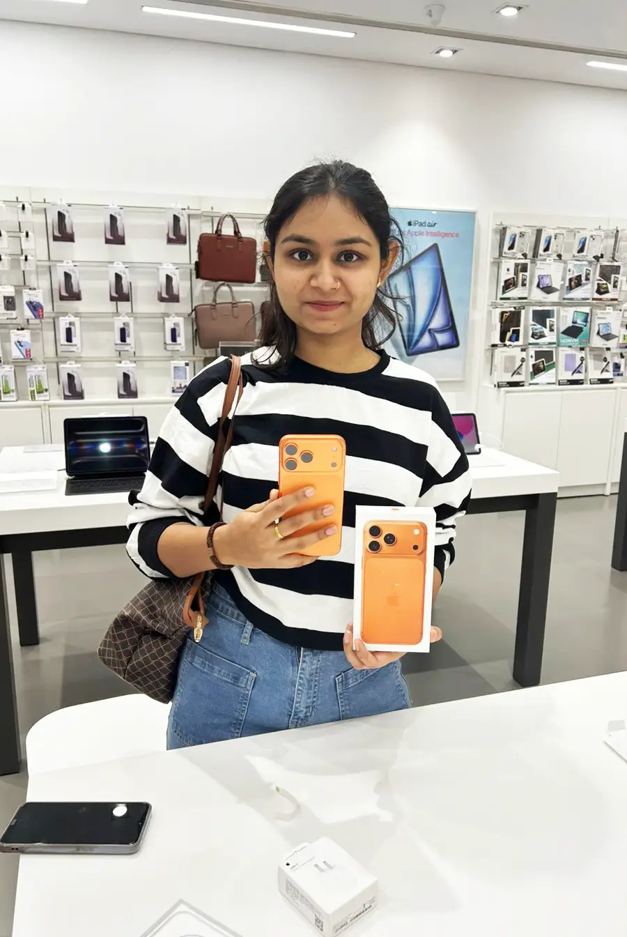 happy customer reviews at iTech Store Apple Reseller in India