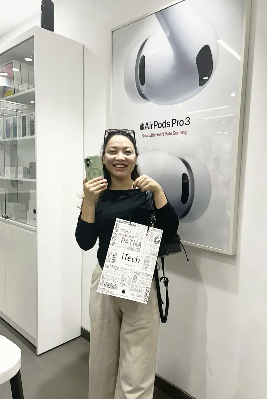 happy customer reviews at iTech Store Apple Reseller in India