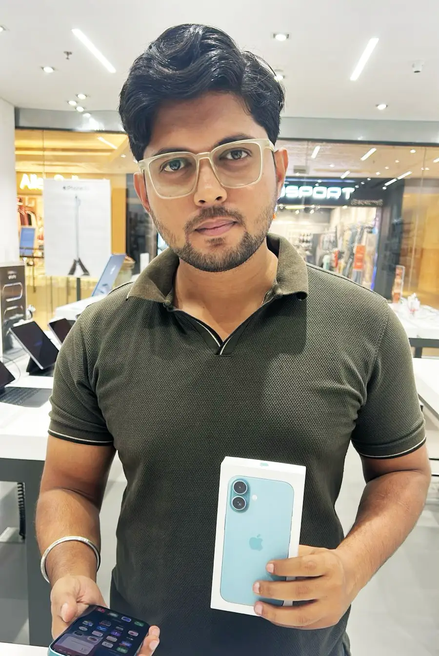 happy customer reviews at iTech Store Apple Reseller in India