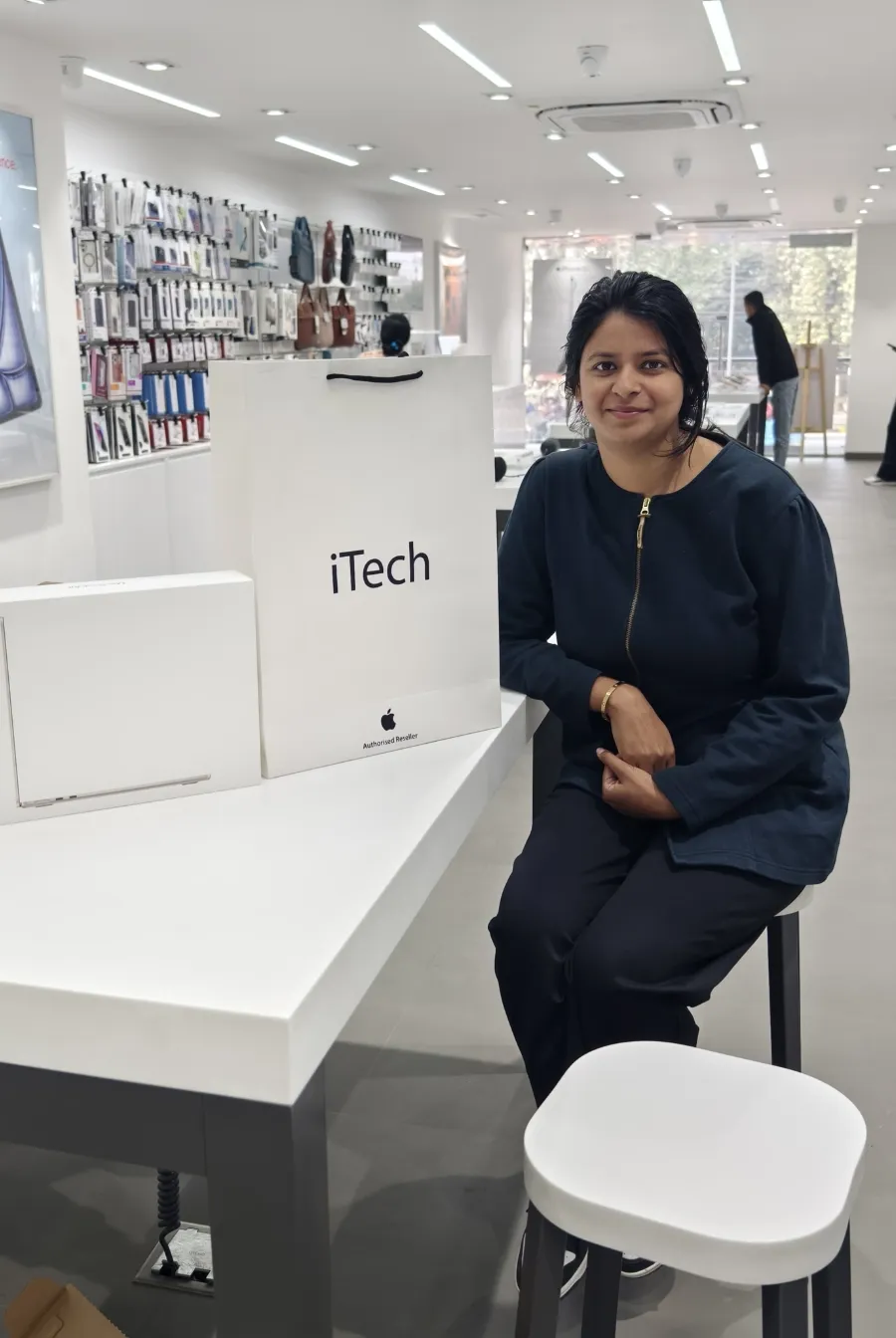 happy customer reviews at iTech Store Apple Reseller in India